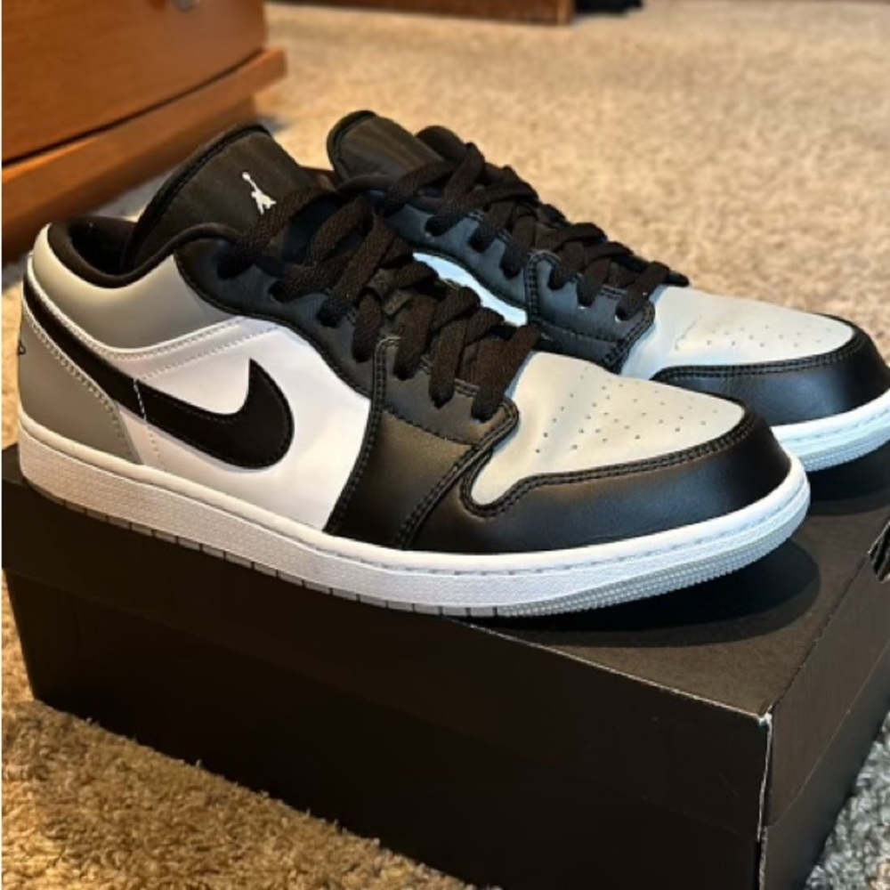 Air Jordan 1 Low - LT Smoke Grey/Black-White